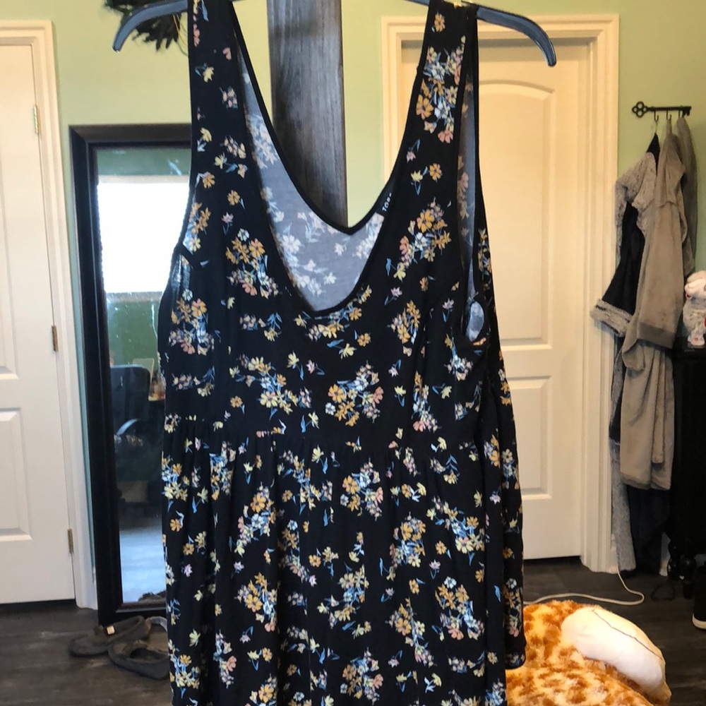 Floral tank top